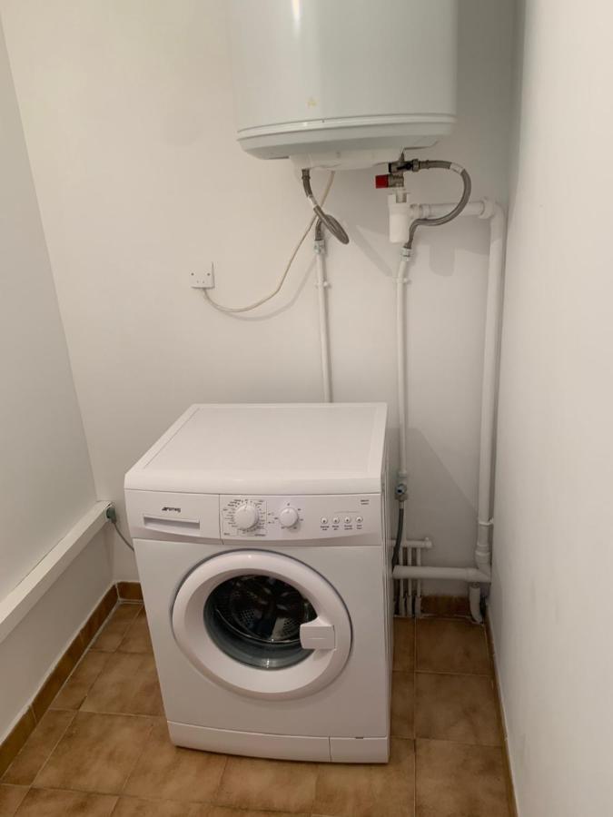Studio Vue Montagne Avec Parking Gratuit Apartment Bastia  Luaran gambar